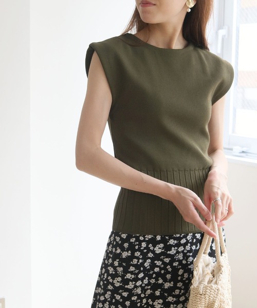 cheriella(シェリエラ)の「【cheriella】フレンチスリーブウエストリブダンボールニット(ニット/セーター・レディース・ホワイト/ブラック/ネイビー/カーキ/ピンク/イエロー/ラベンダー・M)」の20枚目の写真