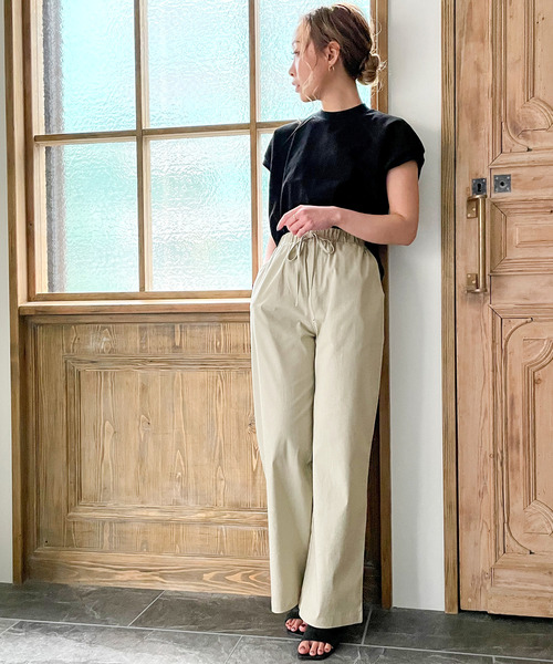 JUNOAH(ジュノア)の「リネンタッチリラックスワイドパンツ(その他パンツ・レディース・ホワイト/ブラック/ネイビー/グリーン/ダークベージュ/グレー/ブルーグリーン/ベージュ/オレンジ・MEDIUM/LARGE)」の11枚目の写真