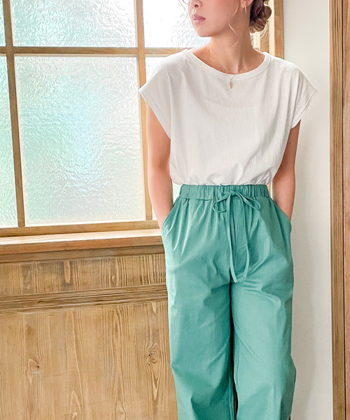 JUNOAH(ジュノア)の「リネンタッチリラックスワイドパンツ(その他パンツ・レディース・ホワイト/ブラック/ネイビー/グリーン/ダークベージュ/グレー/ブルーグリーン/ベージュ/オレンジ・MEDIUM/LARGE)」の16枚目の写真