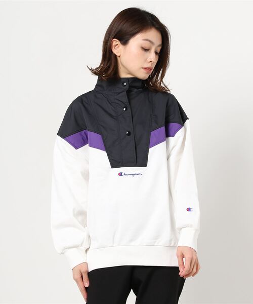 Champion(チャンピオン)の「【Champion/チャンピオン】レディース ハーフスナップスウェットシャツ(スウェット・レディース・ベージュ系その他3/ブラック/ホワイト・MEDIUM/LARGE)」の2枚目の写真
