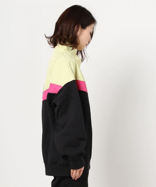 Champion(チャンピオン)の「【Champion/チャンピオン】レディース ハーフスナップスウェットシャツ(スウェット・レディース・ベージュ系その他3/ブラック/ホワイト・MEDIUM/LARGE)」の4枚目の写真