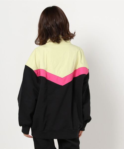 Champion(チャンピオン)の「【Champion/チャンピオン】レディース ハーフスナップスウェットシャツ(スウェット・レディース・ベージュ系その他3/ブラック/ホワイト・MEDIUM/LARGE)」の5枚目の写真