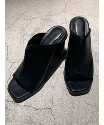 【IS】パイピングサンダル