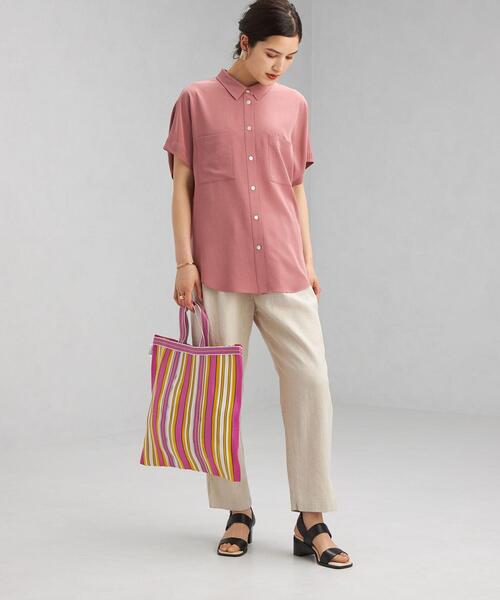 green label relaxing(グリーンレーベルリラクシング)の「FFC トリアセ サテン ドルマン シャツ(シャツ/ブラウス・レディース・ホワイト/オリーブ/ピンク・FREE)」の12枚目の写真