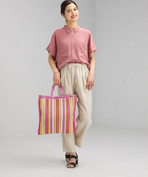 green label relaxing(グリーンレーベルリラクシング)の「FFC トリアセ サテン ドルマン シャツ(シャツ/ブラウス・レディース・ホワイト/オリーブ/ピンク・FREE)」の13枚目の写真