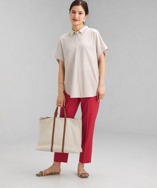 green label relaxing(グリーンレーベルリラクシング)の「FFC トリアセ サテン ドルマン シャツ(シャツ/ブラウス・レディース・ホワイト/オリーブ/ピンク・FREE)」の17枚目の写真