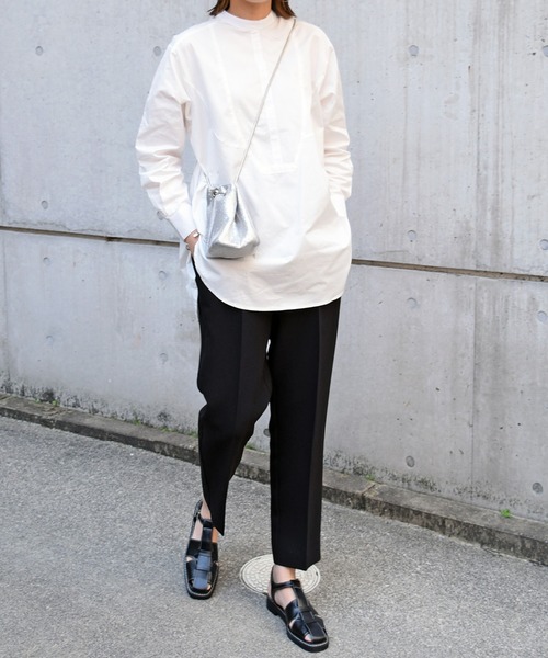 Marient（マリエント）の「バンドカラーシャツBL（シャツ/ブラウス・レディース・ホワイト/ベージュ/ライトグリーン・FREE）」の2枚目の写真