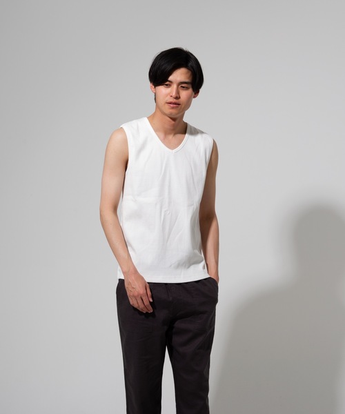 Blue Standard (ブルースタンダード)の「【BLUE STANDARD】オーガニックコットン リブノースリーブ(タンクトップ・メンズ・ホワイト/ブラック/ネイビー/杢グレー・MEDIUM/LARGE/X-LARGE)」の2枚目の写真