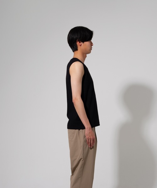 Blue Standard (ブルースタンダード)の「【BLUE STANDARD】オーガニックコットン リブノースリーブ(タンクトップ・メンズ・ホワイト/ブラック/ネイビー/杢グレー・MEDIUM/LARGE/X-LARGE)」の15枚目の写真