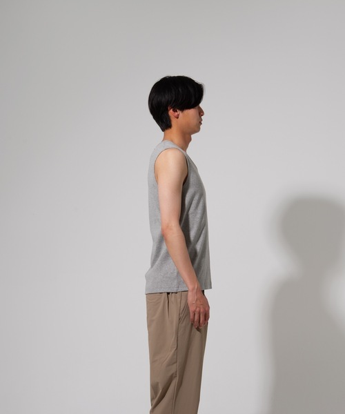 Blue Standard (ブルースタンダード)の「【BLUE STANDARD】オーガニックコットン リブノースリーブ(タンクトップ・メンズ・ホワイト/ブラック/ネイビー/杢グレー・MEDIUM/LARGE/X-LARGE)」の20枚目の写真