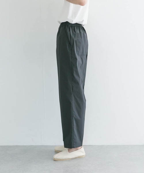 URBAN RESEARCH(アーバンリサーチ)の「タイプライターストレッチイージーパンツ(その他パンツ・メンズ・ブラック/アイボリー/ベージュ系その他・MEDIUM/LARGE)」の6枚目の写真