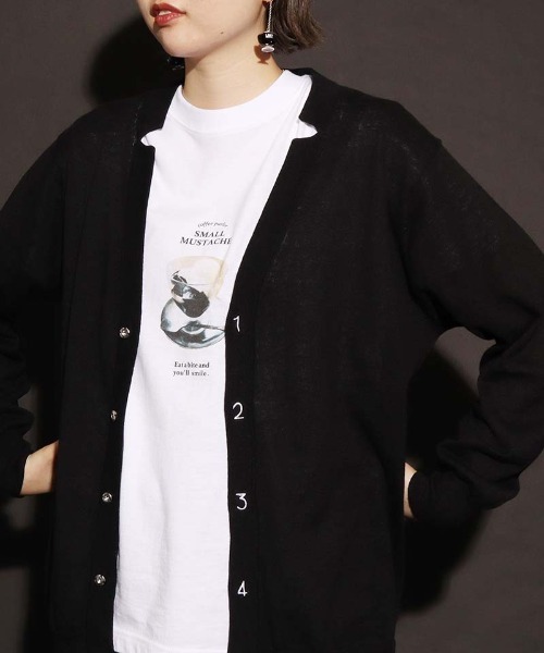 I am I in fact...（アイアムアイインファクト）の「●SMALL MUSTACHE プリント半袖Ｔシャツ（Tシャツ/カットソー・レディース・ホワイト・FREE）」の17枚目の写真