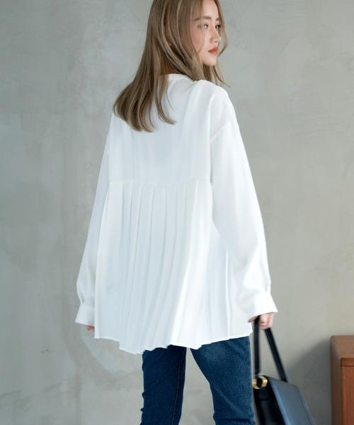 AIC.(エーアイシー)の「プリーツ長袖ブラウス(シャツ/ブラウス・レディース・ブラック/ネイビー/ブラウン/オフホワイト/ボルドー/その他・FREE)」の7枚目の写真