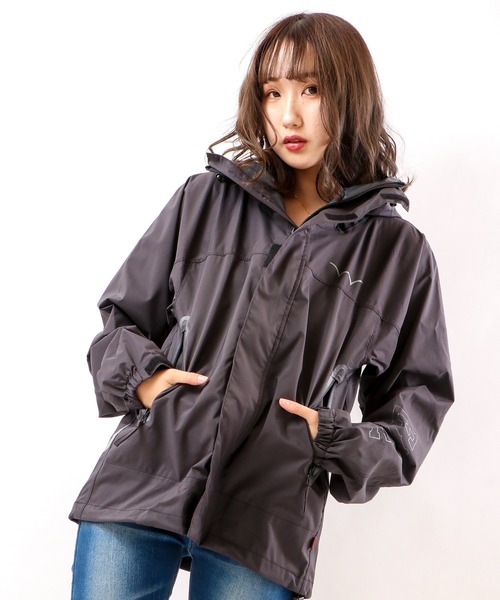 EDWIN（エドウィン）の「EDWIN　ベリオスレインジャケット（マウンテンパーカー・メンズ・ブラック/レッド/ブルー・LL/3L/M/L）」の2枚目の写真