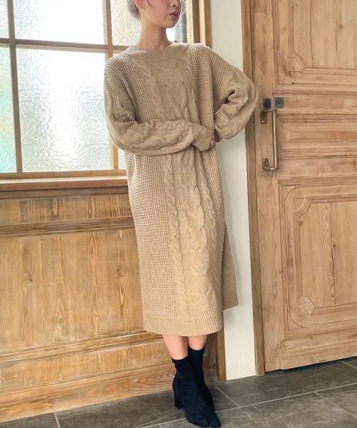 JUNOAH（ジュノア）の「ケーブル編みニットワンピース（ワンピース