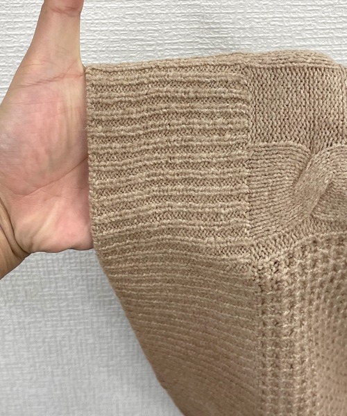 junoah（ジュノア）の「ケーブル編みニットワンピース（ワンピース