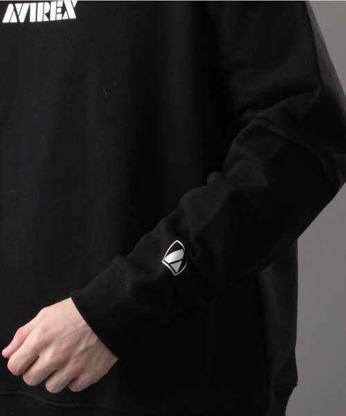 AVIREX（アヴィレックス）の「【SAMRT/スマート】長袖 ロゴ スウェット / LONG SLEEVE LOGO SWEAT / アヴィレックス / AVIREX（スウェット・メンズ・ライトグレー/オフホワイト/ブラック・XX-LARGE/MEDIUM/X-LARGE/LARGE）」の6枚目の写真