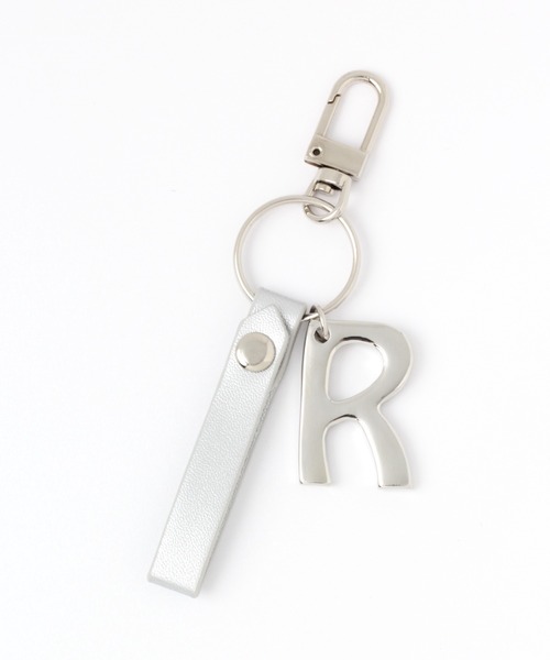 GLOBAL WORK（グローバルワーク）の「マルチWAYイニシャルチャーム/215959（キーホルダー・レディース・ホワイト系その他2/ホワイト系その他/ホワイト系その他3/その他3/その他1/その他2/ホワイト/オフホワイト・FREE）」の3枚目の写真