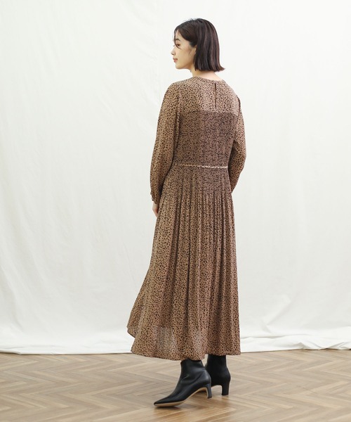 Acuta（アクータ）の「レオパードプリーツワンピース
