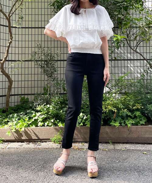 MAJESTIC LEGON(マジェスティックレゴン)の「スタイルアップスキニー(デニムパンツ・レディース・ブラック/ネイビー・SMALL/MEDIUM)」の3枚目の写真