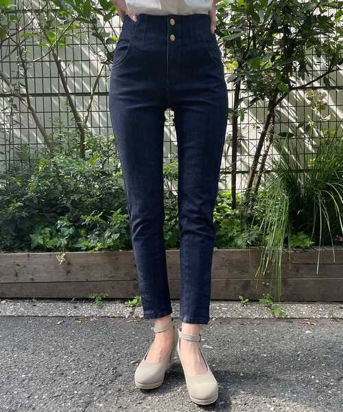 MAJESTIC LEGON(マジェスティックレゴン)の「スタイルアップスキニー(デニムパンツ・レディース・ブラック/ネイビー・SMALL/MEDIUM)」の17枚目の写真