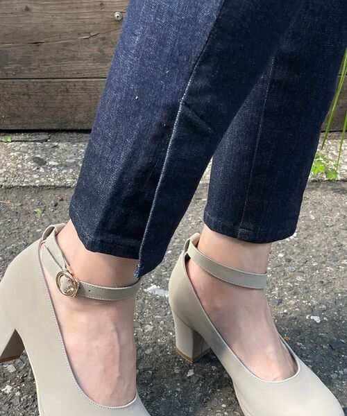 MAJESTIC LEGON(マジェスティックレゴン)の「スタイルアップスキニー(デニムパンツ・レディース・ブラック/ネイビー・SMALL/MEDIUM)」の12枚目の写真