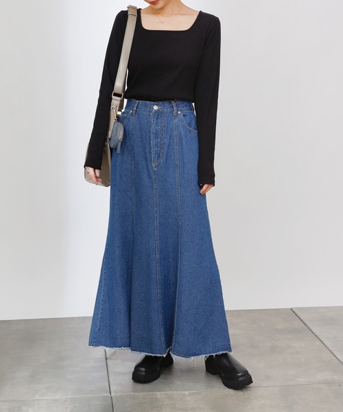 COLONY 2139（コロニートゥーワンスリーナイン）の「ランダムテレコスクエアネック長袖Tシャツ（Tシャツ/カットソー・レディース・ブラック/アイボリー/モカ/グリーン/カーキ/チャコールグレー・SMALL/LARGE/MEDIUM）」の16枚目の写真