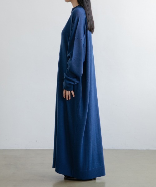 yuw（ユウ）の「SKIPPER KNIT ONE PIECE　217951（ワンピース・レディース・チャコールグレー/ブラック/ブルー・FREE）」の9枚目の写真