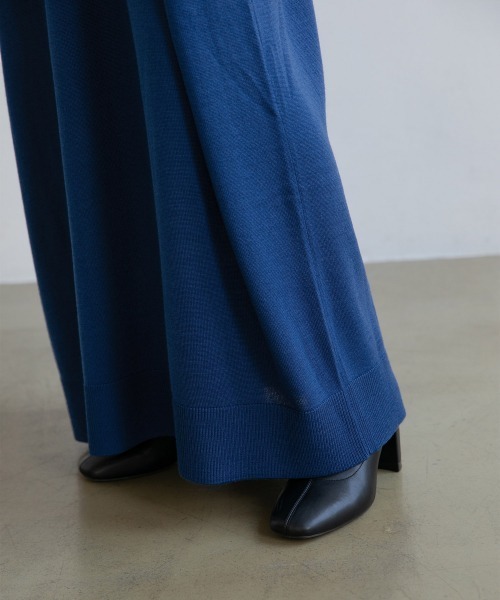 yuw（ユウ）の「SKIPPER KNIT ONE PIECE　217951（ワンピース・レディース・チャコールグレー/ブラック/ブルー・FREE）」の16枚目の写真