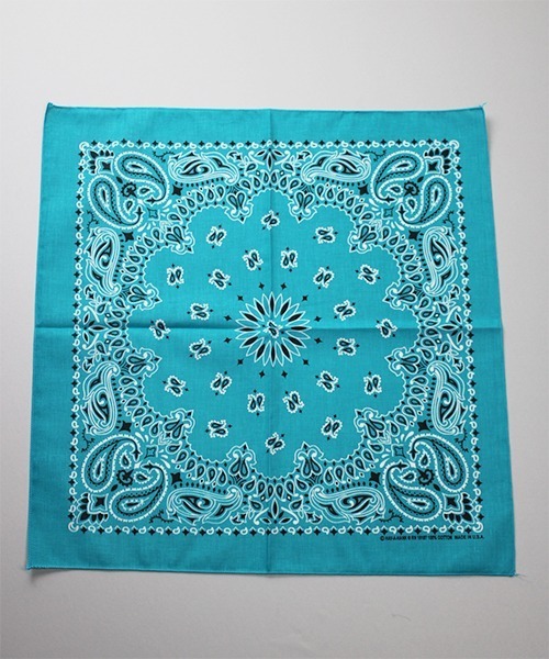 HAV-A-HANK（ハバハンク ）の「HAV-A-HANK ハバハンク ペイズリー バンダナ（バンダナ/スカーフ・メンズ・パープル/ボルドー/レッド/ターコイズブルー/ネイビー/ブラック/ブラック×レッド/ライトピンク/グレー/カーキ/ロイヤルブルー/ダークブルー/サックスブルー/ホワイト・FREE）」の9枚目の写真