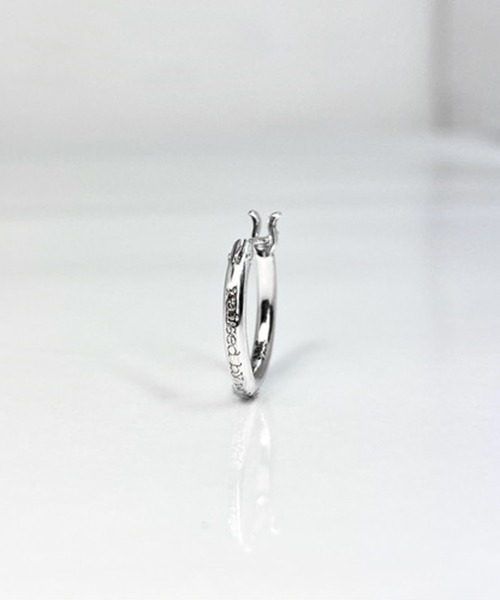 THE MILES(ザ マイルズ)の「GODSIZE ゴッドサイズ THIN HOOP raised by wolves シンフープ ピアス レイズド・バイ・ウルヴス 片耳用(ピアス(片耳用)・メンズ・シルバー・FREE)」の2枚目の写真