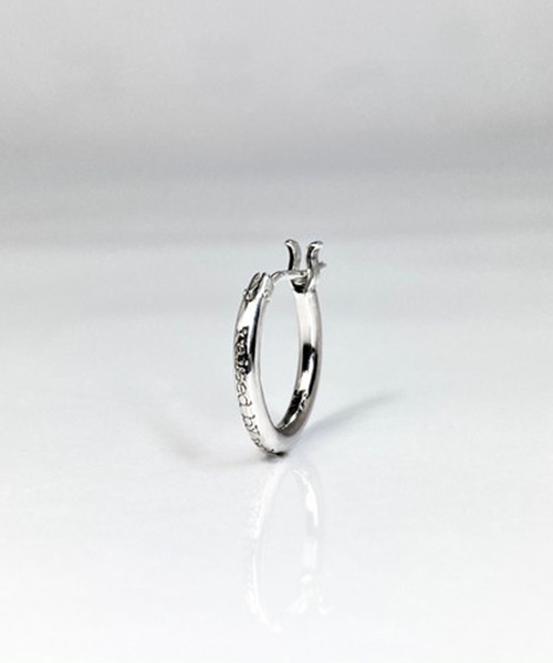 THE MILES(ザ マイルズ)の「GODSIZE ゴッドサイズ THIN HOOP raised by wolves シンフープ ピアス レイズド・バイ・ウルヴス 片耳用(ピアス(片耳用)・メンズ・シルバー・FREE)」の8枚目の写真