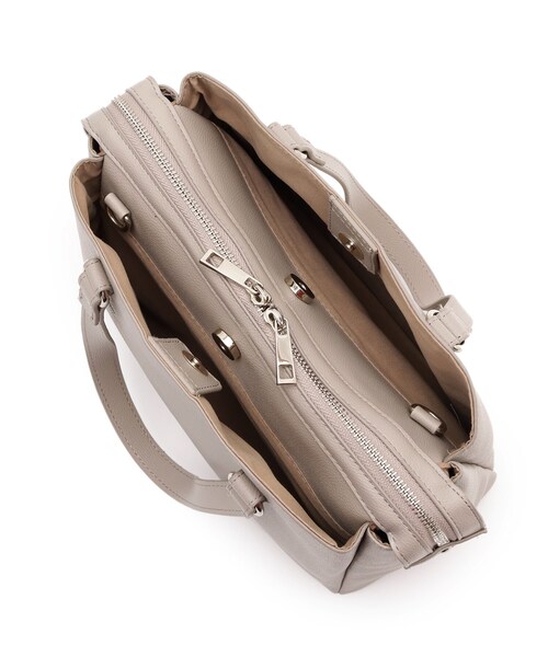 SHOO・LA・RUE（シューラルー）の「◆【抗菌】ミドル2WAYトート（トートバッグ・レディース・ブラック/サンドベージュ/ブラック系7/ナチュラル・00）」の14枚目の写真