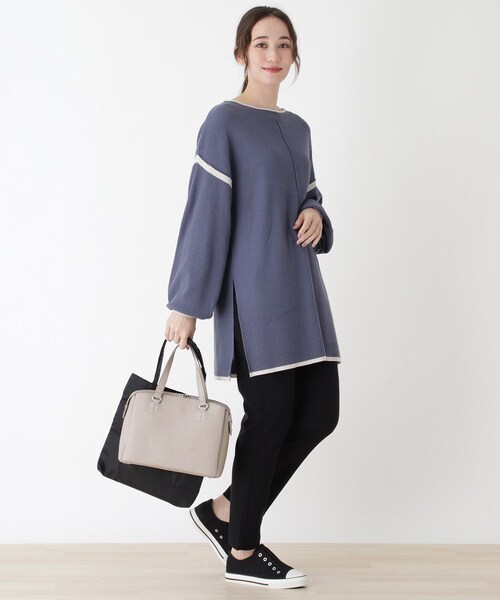 SHOO・LA・RUE（シューラルー）の「◆【抗菌】ミドル2WAYトート（トートバッグ・レディース・ブラック/サンドベージュ/ブラック系7/ナチュラル・00）」の21枚目の写真