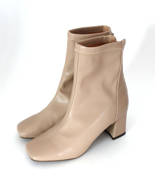 SOROTTO(ソロット)の「チャンキーヒール×スクエアトゥのストレッチハイアンクルブーツ(ブーツ・レディース・ブラック/アイボリー/ベージュ・S/M/L/LL)」の11枚目の写真