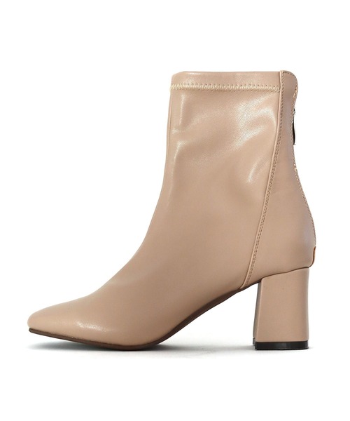 SOROTTO(ソロット)の「チャンキーヒール×スクエアトゥのストレッチハイアンクルブーツ(ブーツ・レディース・ブラック/アイボリー/ベージュ・S/M/L/LL)」の13枚目の写真