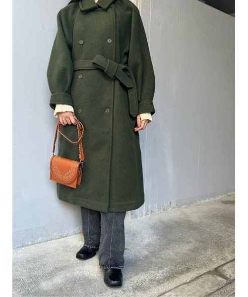 MOUSSY(マウジー)の「ULSTER COLLAR PUFF SLEEVE コート(チェスターコート・レディース・ベージュ/カーキ/ベージュ系その他・1/2)」の8枚目の写真