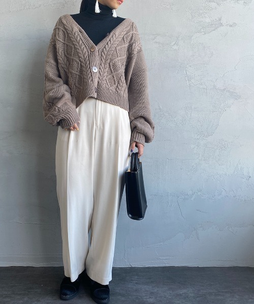 JEANS FACTORY （ジーンズファクトリー）の「[MAISON DE L'ALLURE/メゾンドゥラリュール] アラン柄 ケーブルニットカーディガン（カーディガン/ボレロ・レディース・オフホワイト/カーキ/サックスブルー/モカ・F）」の5枚目の写真