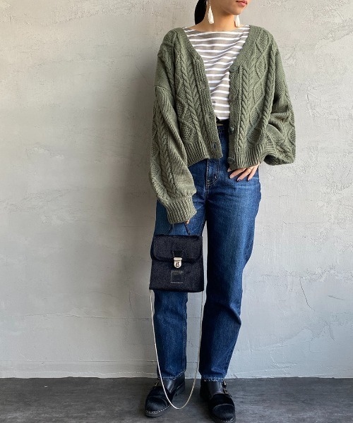 JEANS FACTORY （ジーンズファクトリー）の「[MAISON DE L'ALLURE/メゾンドゥラリュール] アラン柄 ケーブルニットカーディガン（カーディガン/ボレロ・レディース・オフホワイト/カーキ/サックスブルー/モカ・F）」の17枚目の写真