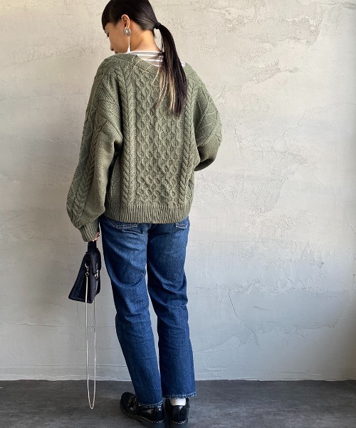 JEANS FACTORY （ジーンズファクトリー）の「[MAISON DE L'ALLURE/メゾンドゥラリュール] アラン柄 ケーブルニットカーディガン（カーディガン/ボレロ・レディース・オフホワイト/カーキ/サックスブルー/モカ・F）」の15枚目の写真