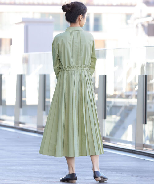 Ray BEAMS（レイビームス）の「Ray BEAMS / プリーツ キリカエ シャツ ワンピース（ワンピース・レディース・ブラック/ベージュ/ミント・ONE SIZE）」の21枚目の写真
