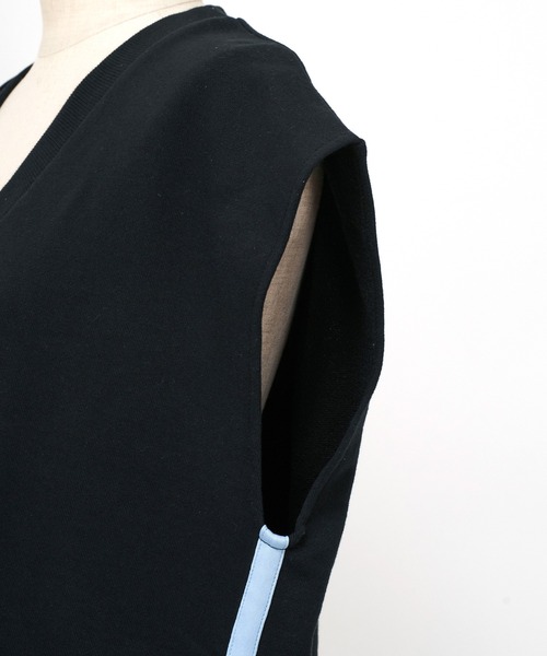 AS KNOW AS PINKY（アズノゥアズピンキー）の「ラインがひらりとベスト（ベスト・レディース・ブラック/オフホワイト/サックスブルー/杢グレー・FREE）」の5枚目の写真