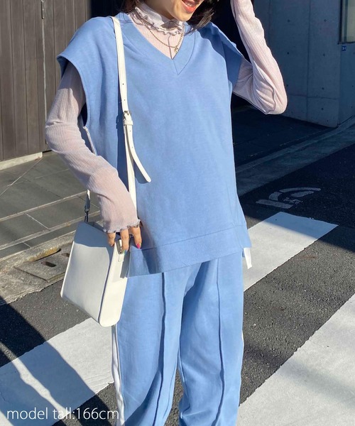 AS KNOW AS PINKY（アズノゥアズピンキー）の「ラインがひらりとベスト（ベスト・レディース・ブラック/オフホワイト/サックスブルー/杢グレー・FREE）」の17枚目の写真