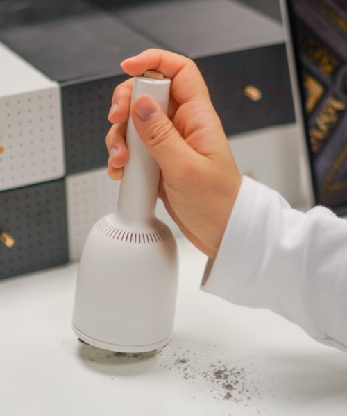 BIRTHDAY BAR（バースデイバー）の「Vaccumi（バキューミ）卓上掃除機 & 毛玉取り器（生活家電・レディース・ホワイト/ピンク・フリー）」の22枚目の写真