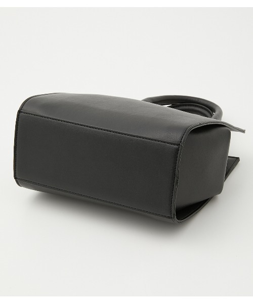 AZUL by moussy（アズールバイマウジー）の「METAL FRAME BAG/メタルフレームバッグ（ショルダーバッグ・レディース・アイボリー/イエロー/ブラック・FREE）」の21枚目の写真