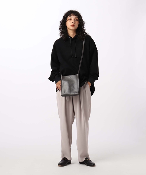 tk.TAKEO KIKUCHI（ティーケータケオキクチ）の「【WEB限定】リアルレザーショルダーポーチ（ショルダーバッグ・レディース・ブラック/ダークブラウン・00）」の14枚目の写真