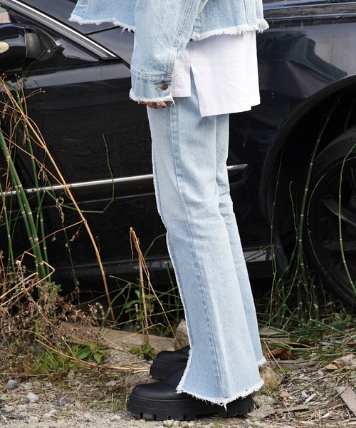 G.O.C(ジーオーシー)の「フリンジスリットフレアデニムパンツ(デニムパンツ・メンズ・ブラック/グレー/ライトブルー・MEDIUM/LARGE)」の13枚目の写真