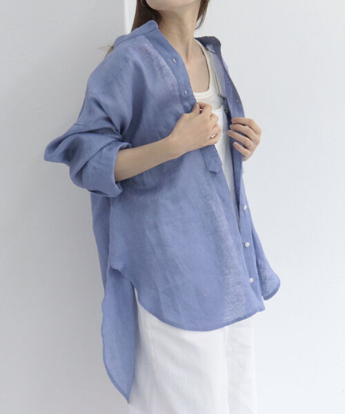 fredy emue（フレディエミュ）の「[新色追加]リネンバンドカラーシャツ（シャツ/ブラウス・レディース・オフホワイト/イエロー/オレンジ/ベージュ/サックスブルー/パープル・38）」の4枚目の写真