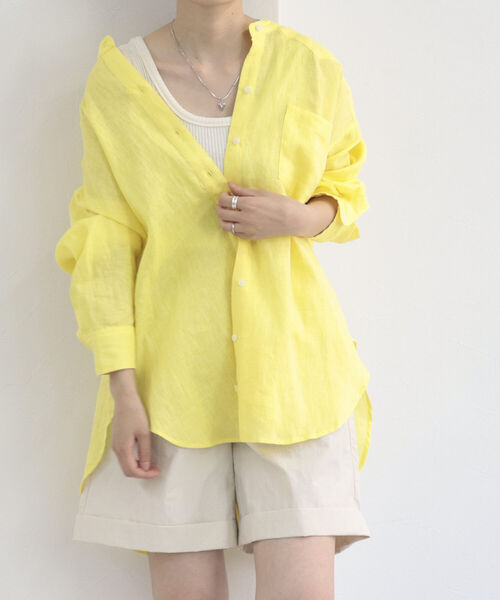 fredy emue（フレディエミュ）の「[新色追加]リネンバンドカラーシャツ（シャツ/ブラウス・レディース・オフホワイト/イエロー/オレンジ/ベージュ/サックスブルー/パープル・38）」の22枚目の写真