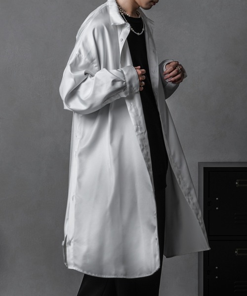 Adoon plain(アドーンプレーン)の「【Adoon plain】サイドスリットロングシャツ(シャツ/ブラウス・メンズ・ホワイト/ブラック・FREE)」の5枚目の写真
